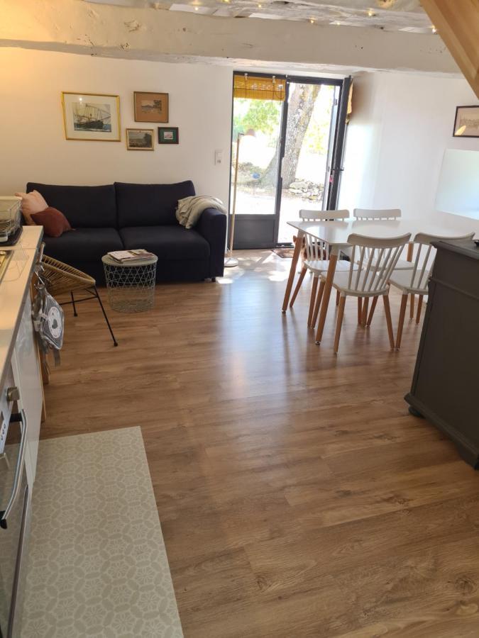 Charmant Logement A La Campagne Gazaupouy Zewnętrze zdjęcie