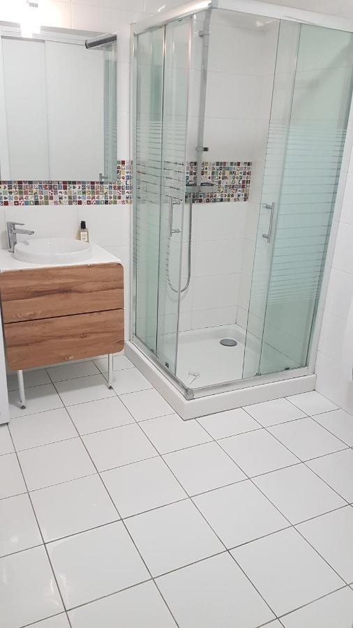 Charmant Logement A La Campagne Gazaupouy Zewnętrze zdjęcie
